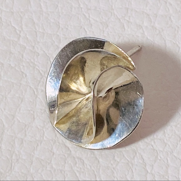 Handmade sterling silver earrings. - Picture 4 of 5